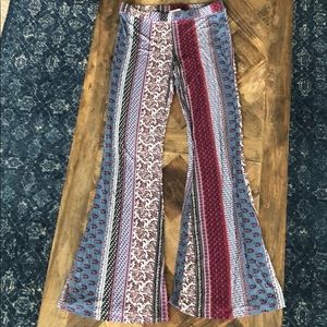 American Eagle pattern wide leg pants
